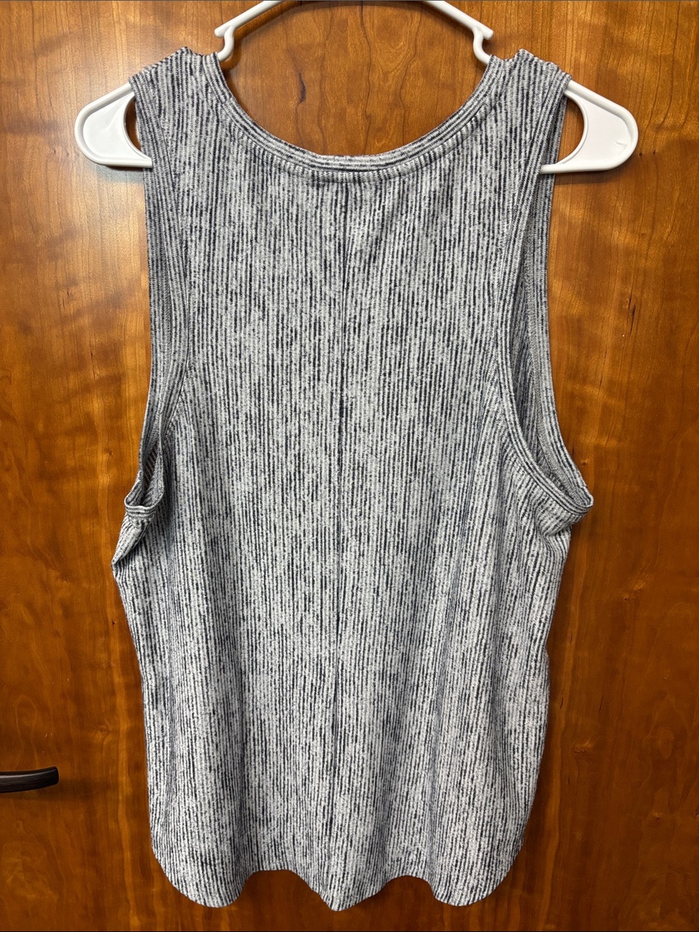 Market & Spruce Heather Gray Ribbed Scoop Neck Tank - Picture 2 of 3